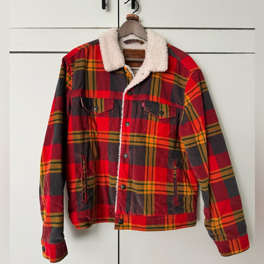 Levi’s Plaid Corduroy Type III Sherpa Trucker Jacket - Size M - NWOT